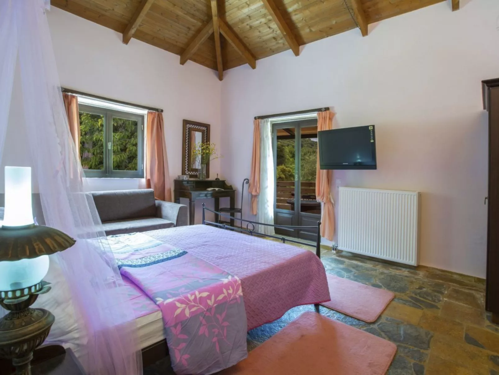 Schönes Haus in Apollonii mit privatem Pool-Inside