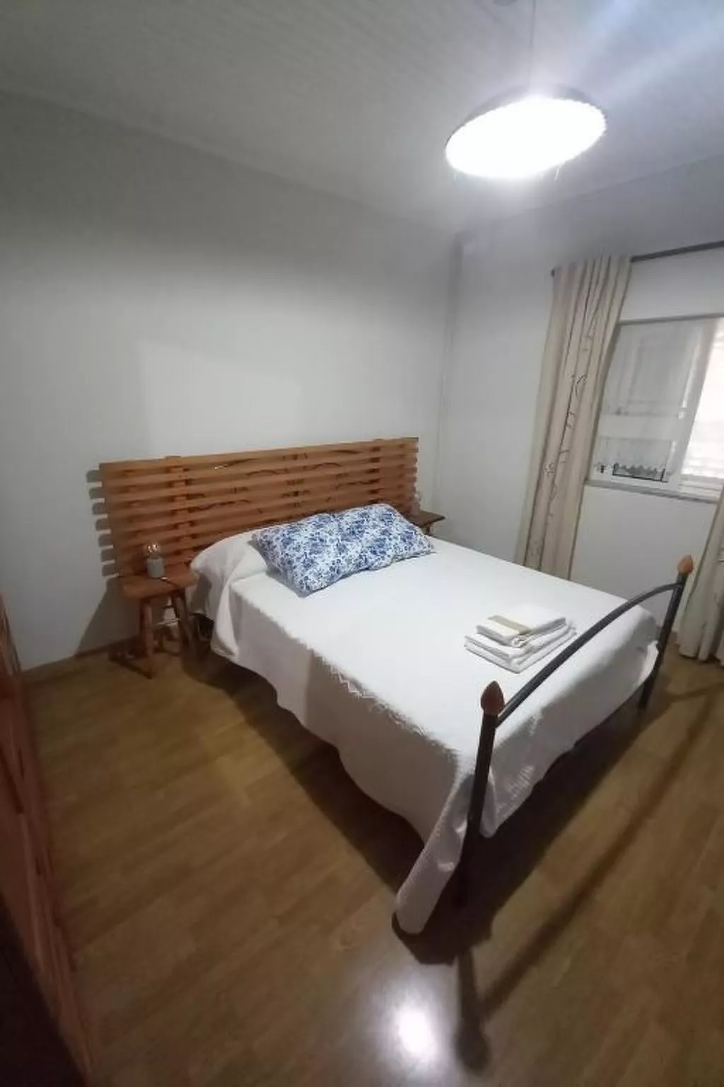 Weißes Haus in Douro Weinberge-Drinnen