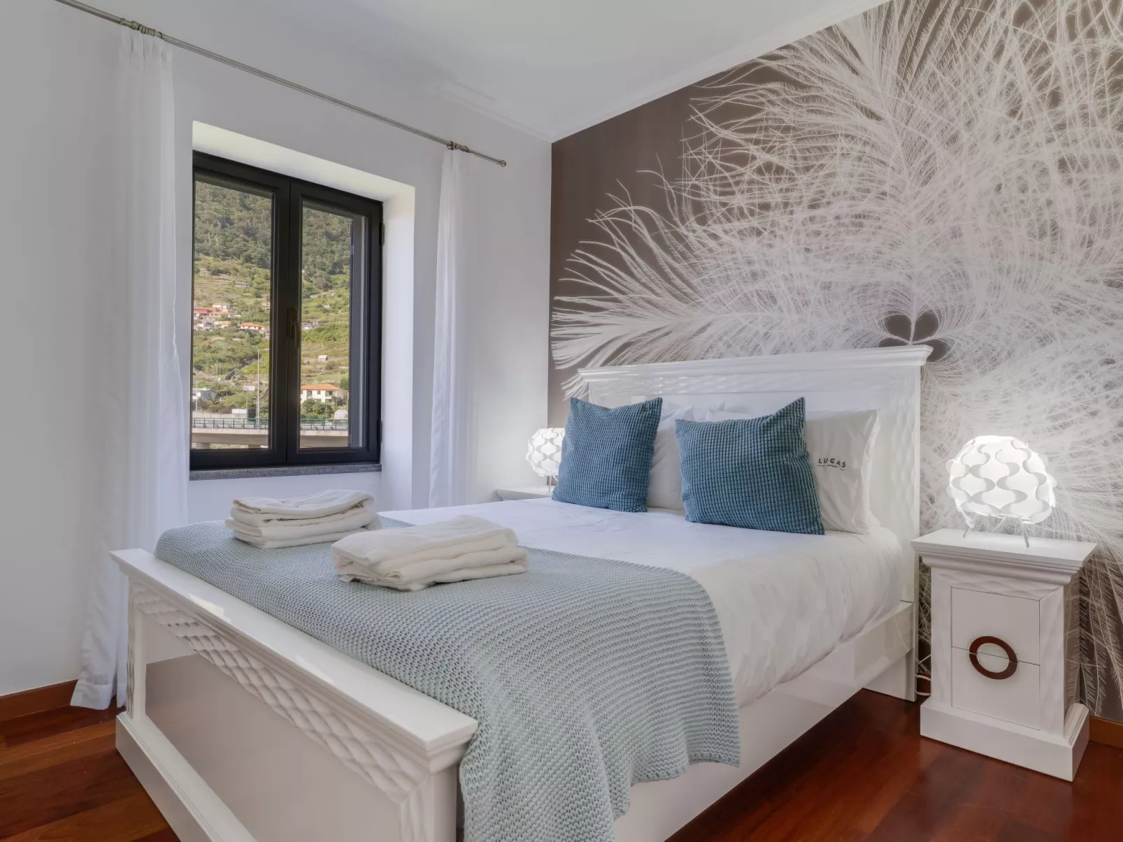 Luxuriöses Haus der Leidenschaft-Drinnen