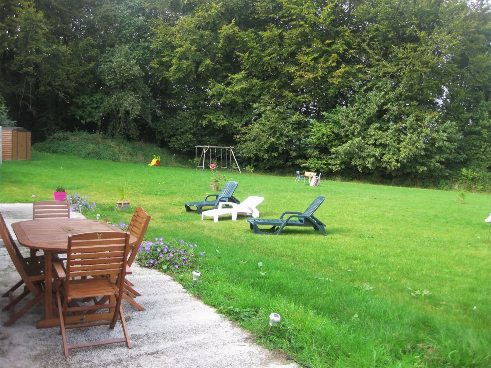 Charmantes großes Cottage zwischen Land und Meer-Draußen