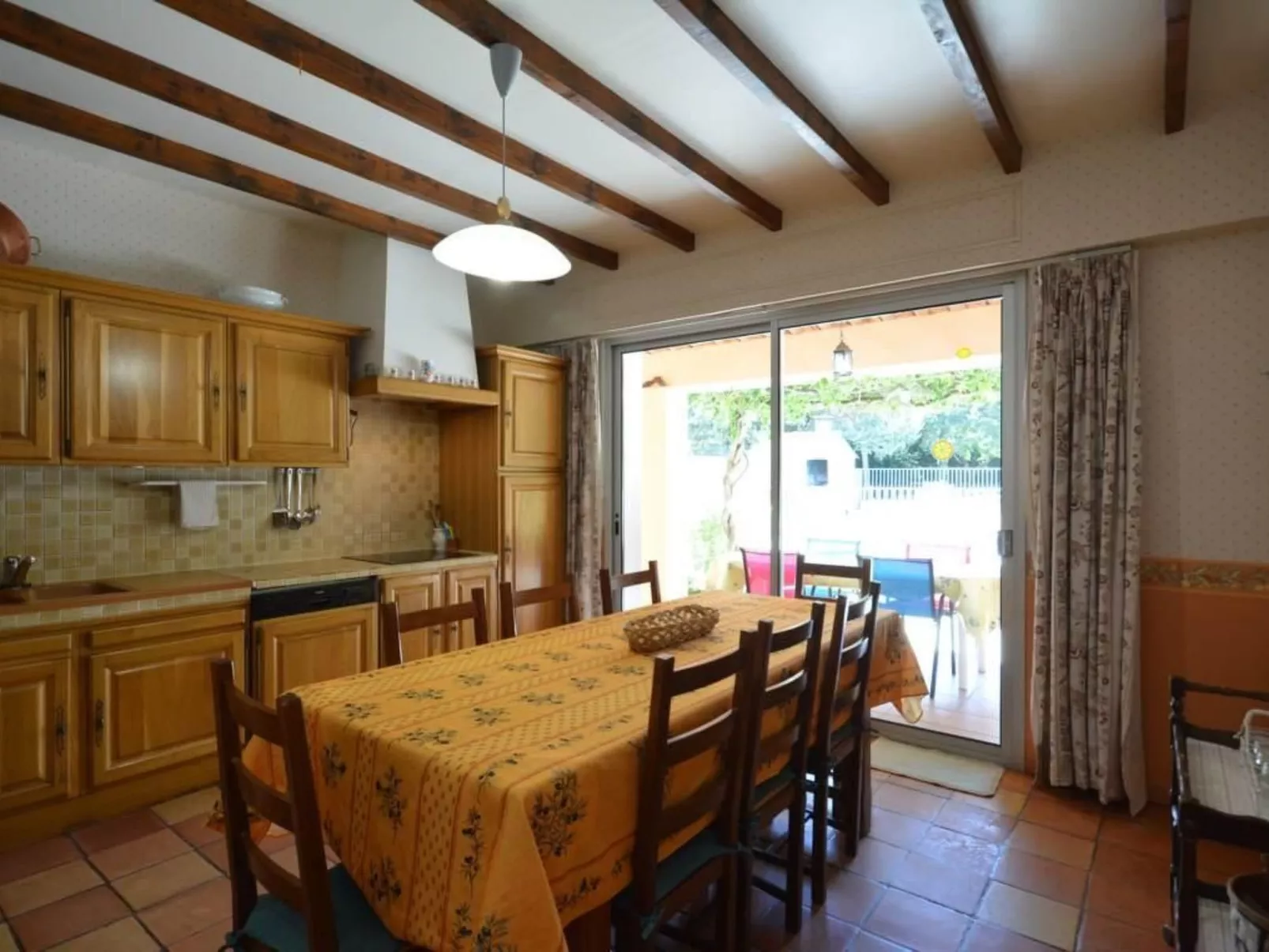 "Le Rieu" mit eigener Terrasse-Drinnen