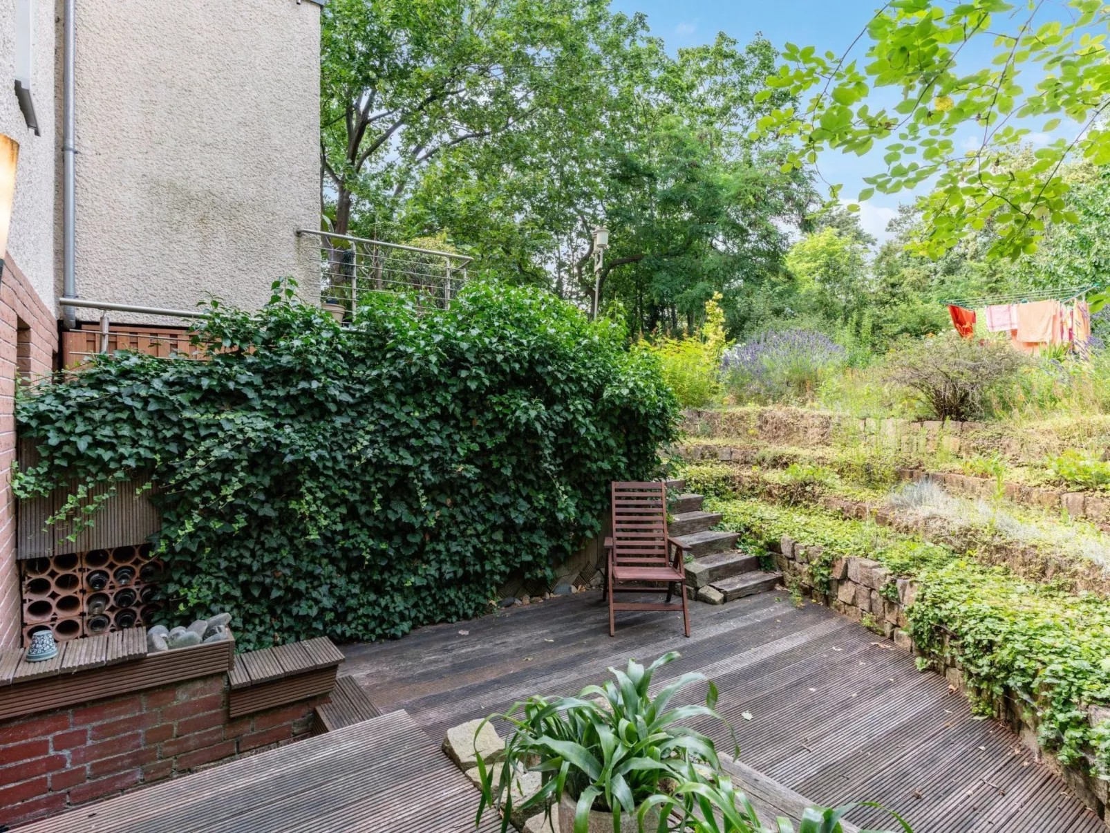 In Karlshorst mit Terrasse-Draußen