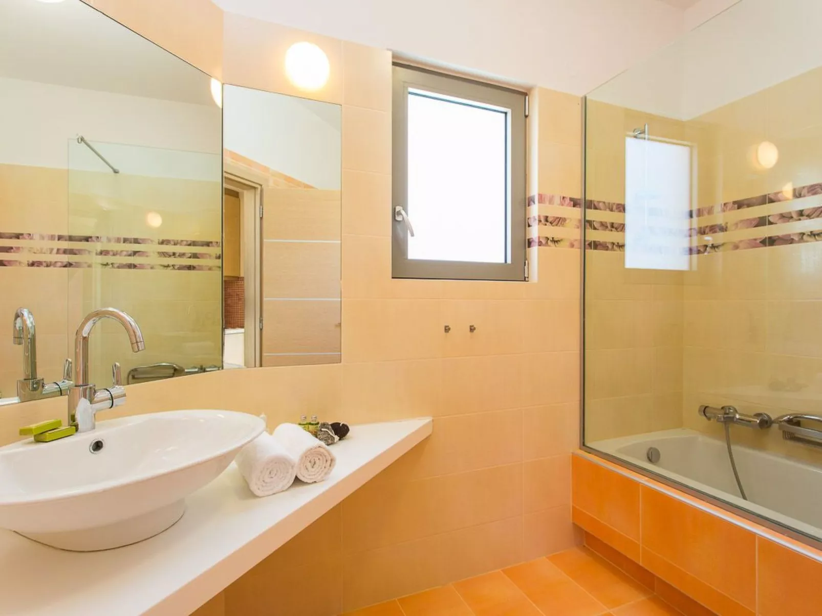 Deluxe Villa Ianthos - Whirlpool im Freien, Kinderpool-Image-tags.info