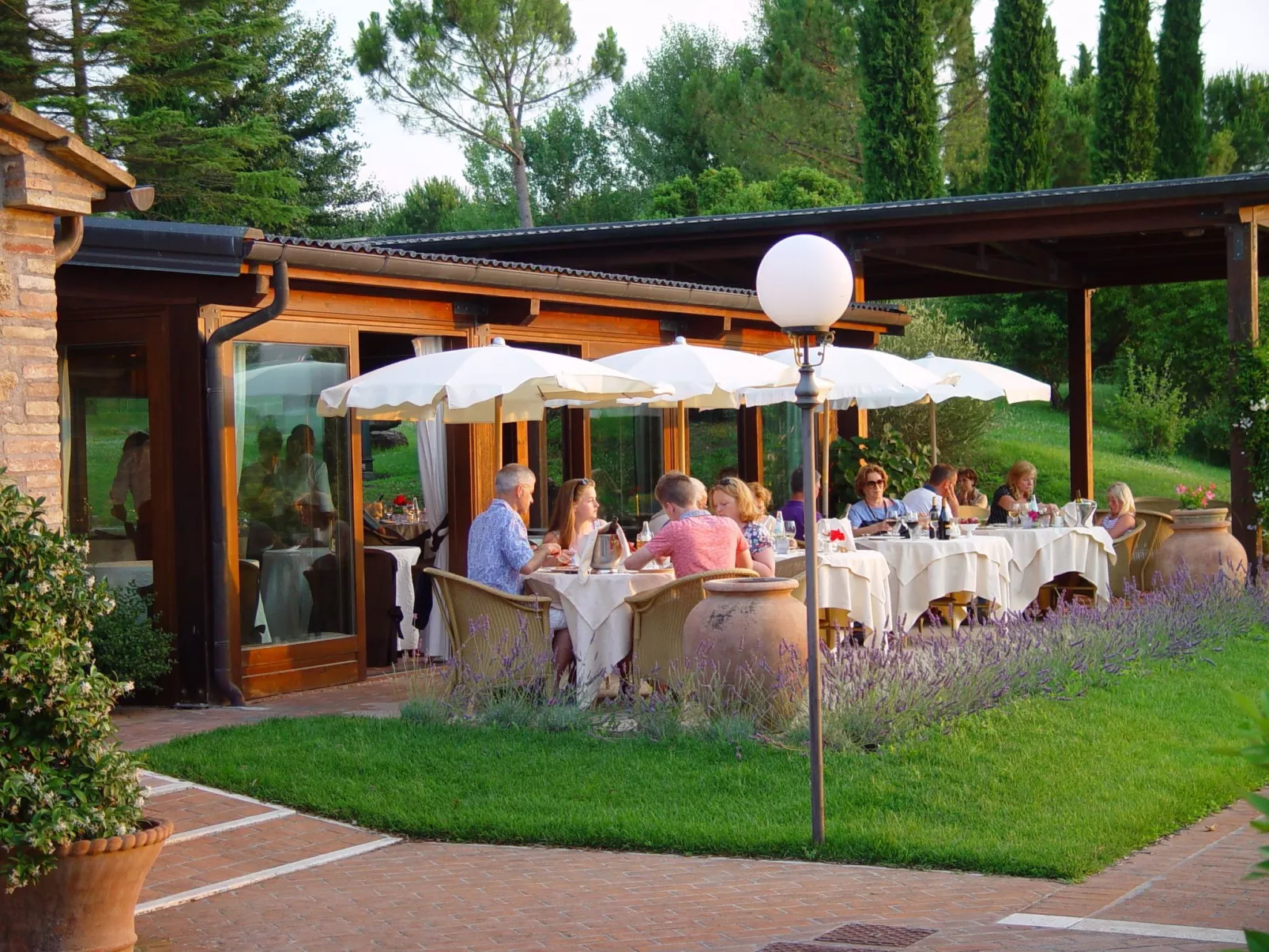 Studio 2 px-Draußen