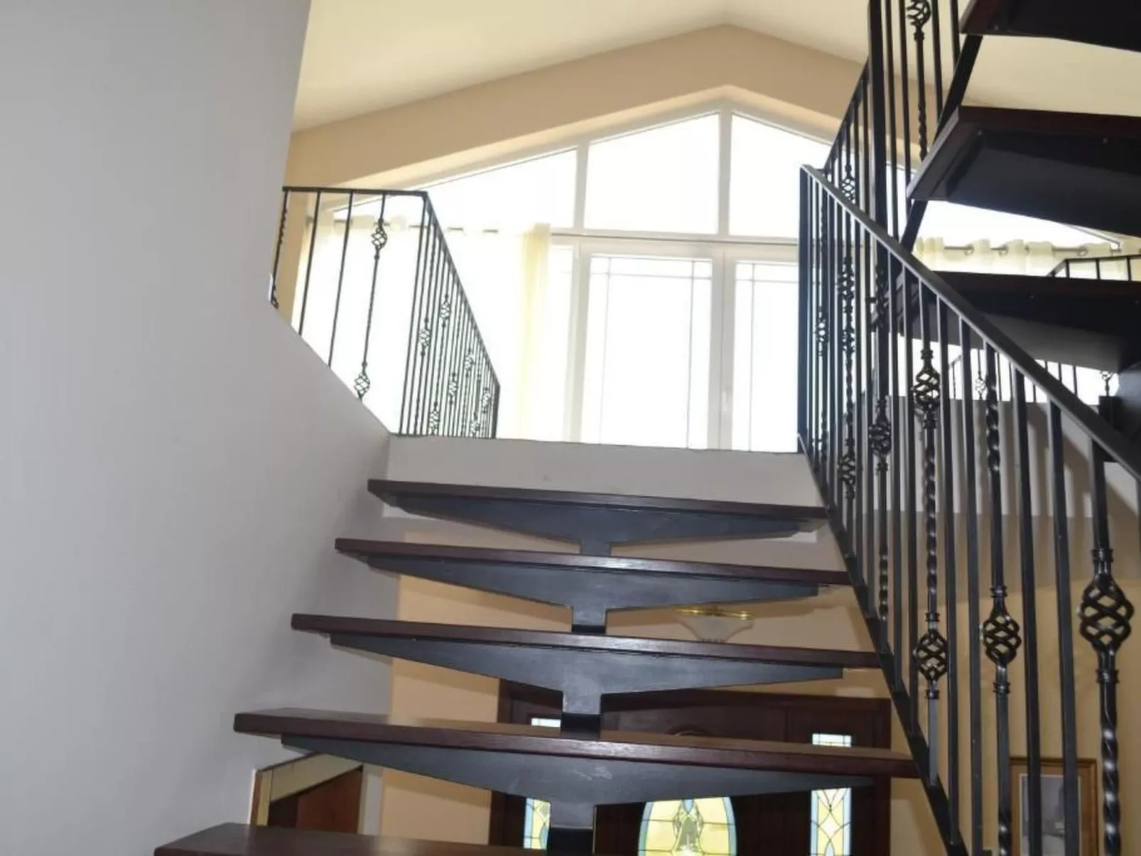 Große, komfortable Villa auf der Insel Terceira-Draußen