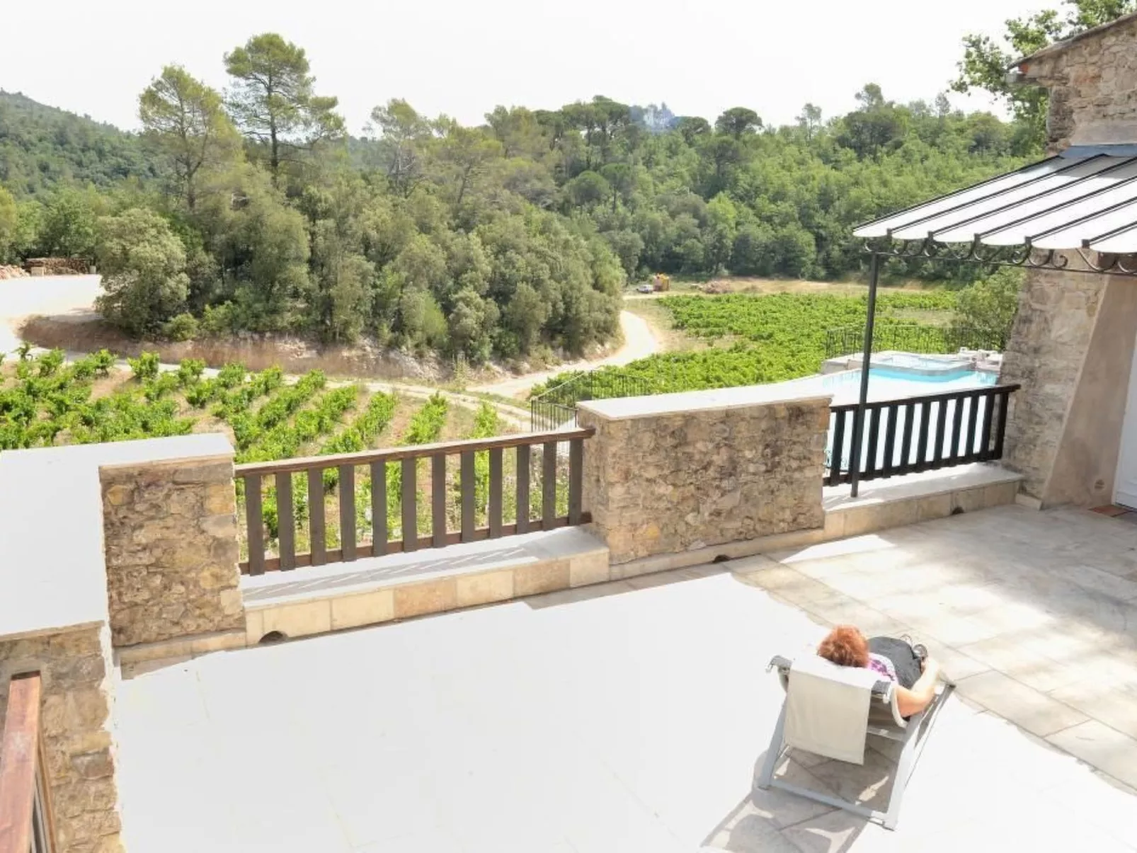 Wohnung in charmantem Haus auf Domäne-Image-tags.info