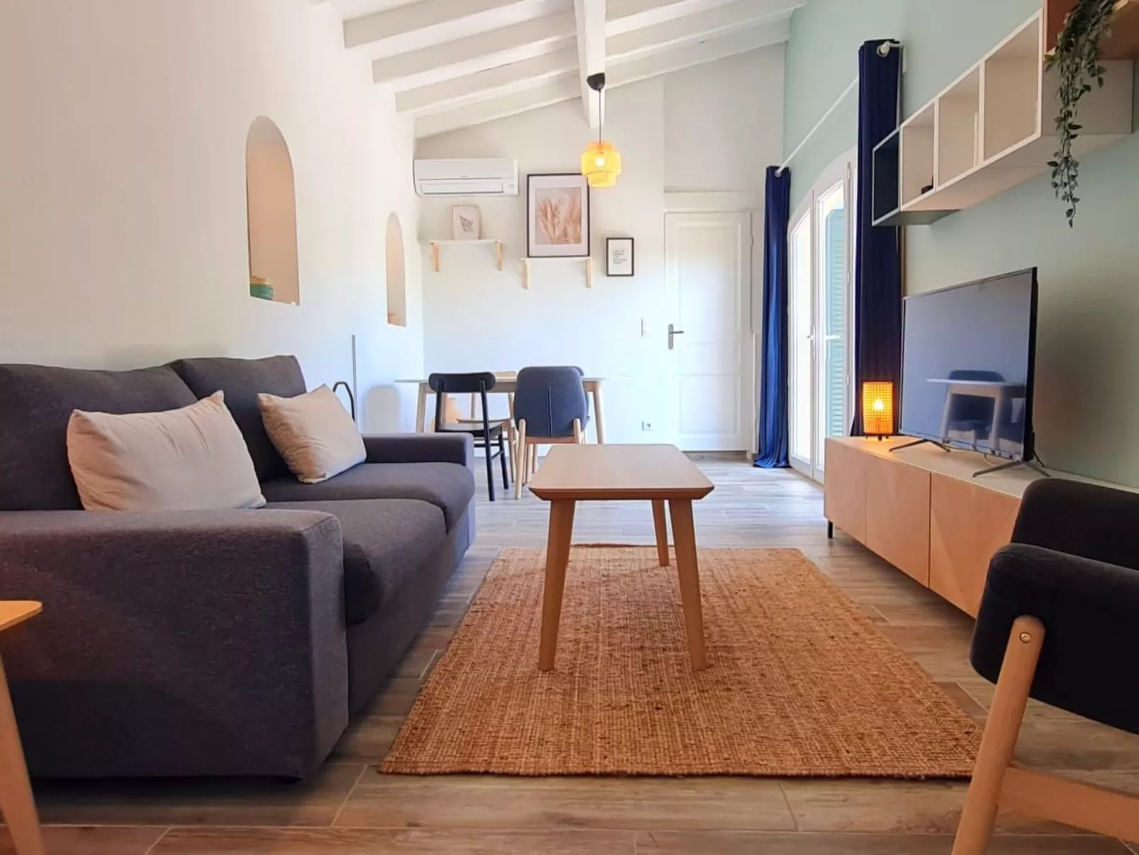 Im Herzen eines Weinguts, schattige Terrasse mit Meerblick, Pool - Image-tags.info