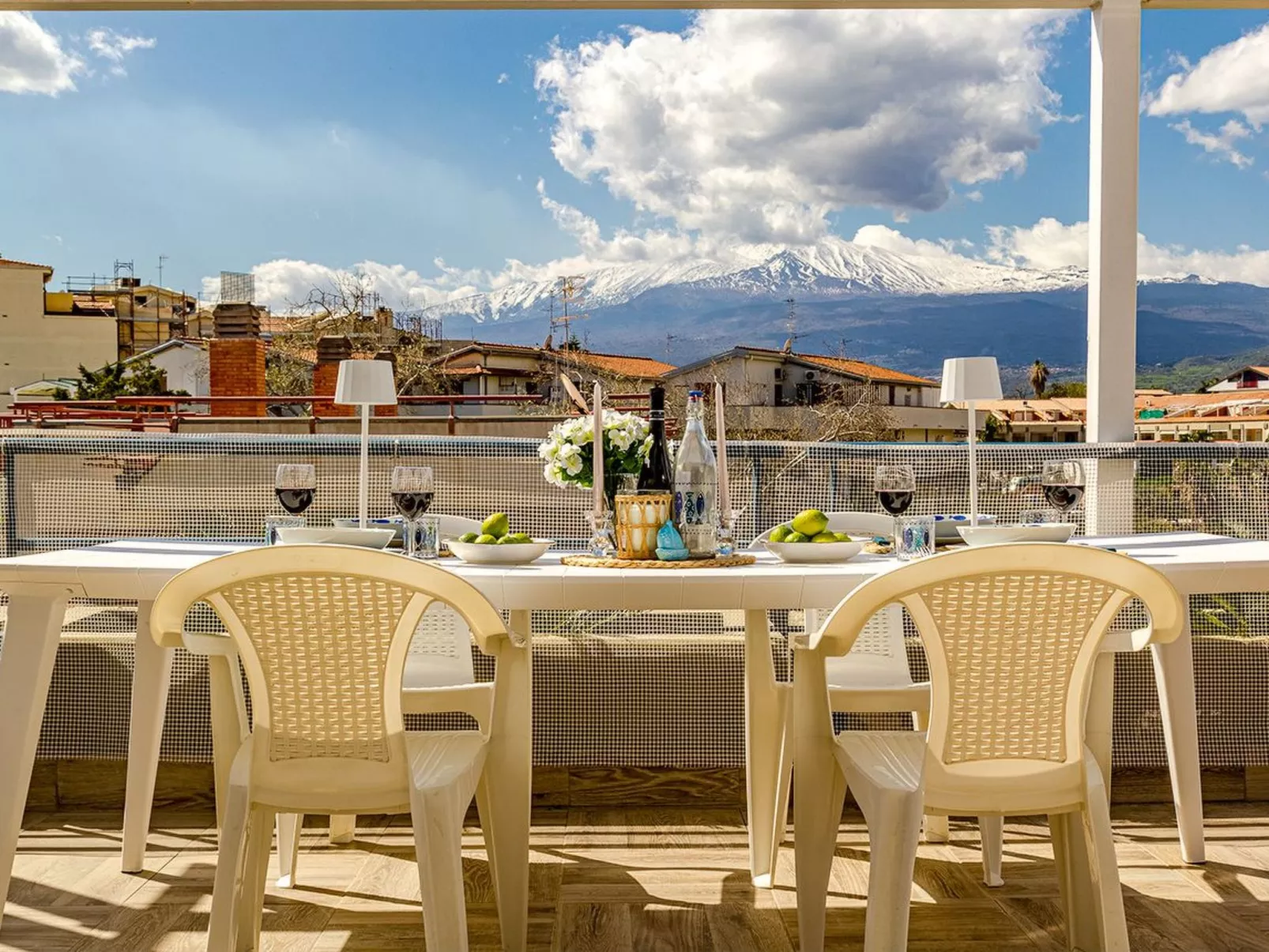 Naxos Loft Ferienwohnung mit Terrasse-Outside