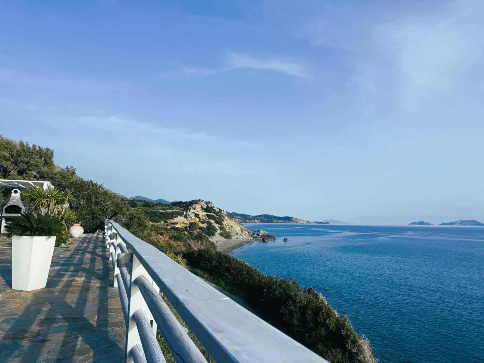 "Villa Faye" direkt am Strand-Dehors
