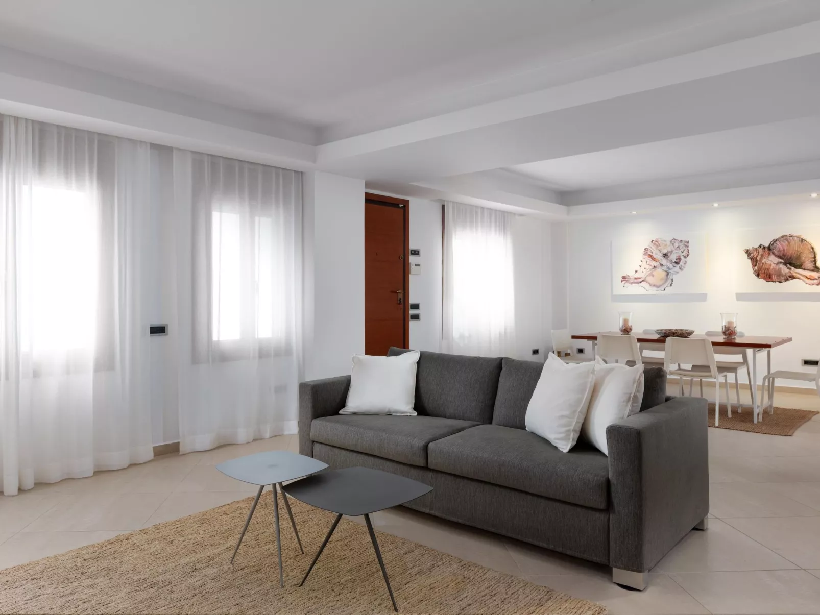 Schöne weiße Ferienvilla Liebe-Dedans