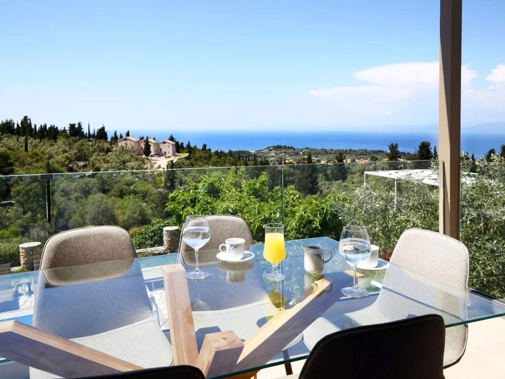 Luxusvillen Thanasis in der Nähe von Kathisma-Outside