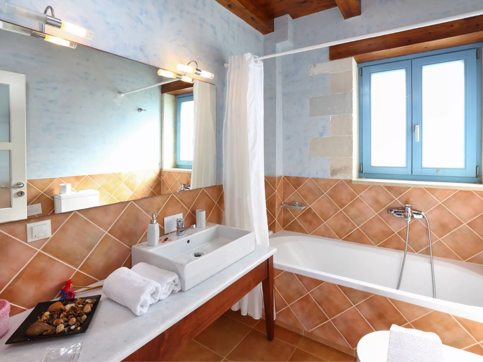 In Kolimvari mit privatem Pool-Drinnen