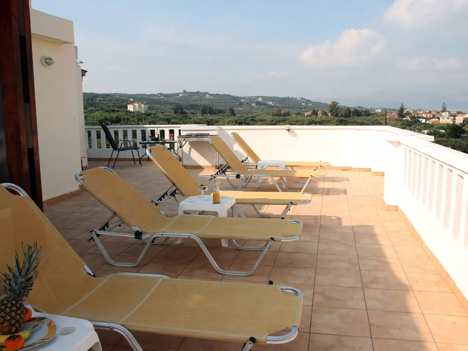 Haus in Maleme mit Außenpool-Draußen