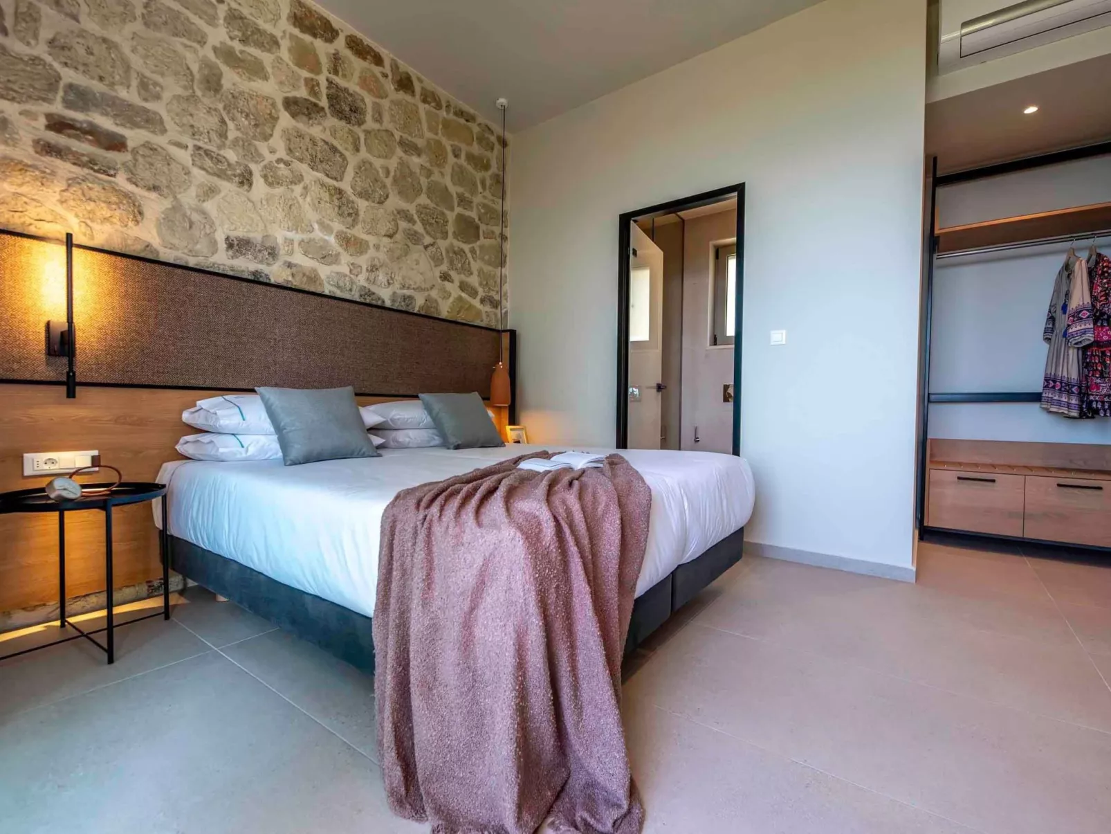 Villa Mare I ''Free'' Beheizter Pool, Unendlich blau-Drinnen