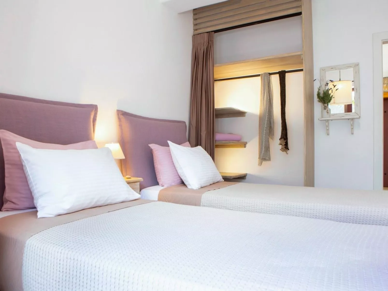 "Agapi" mit Infinity-Pool-Inside