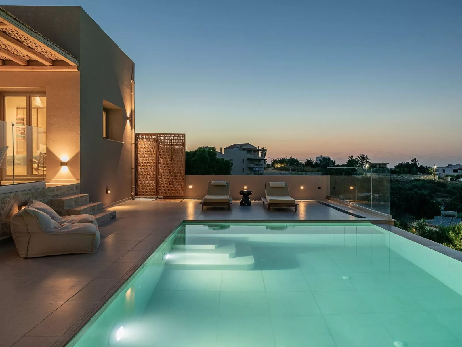 "Kokomo Aura" mit eigenem Pool-Dehors