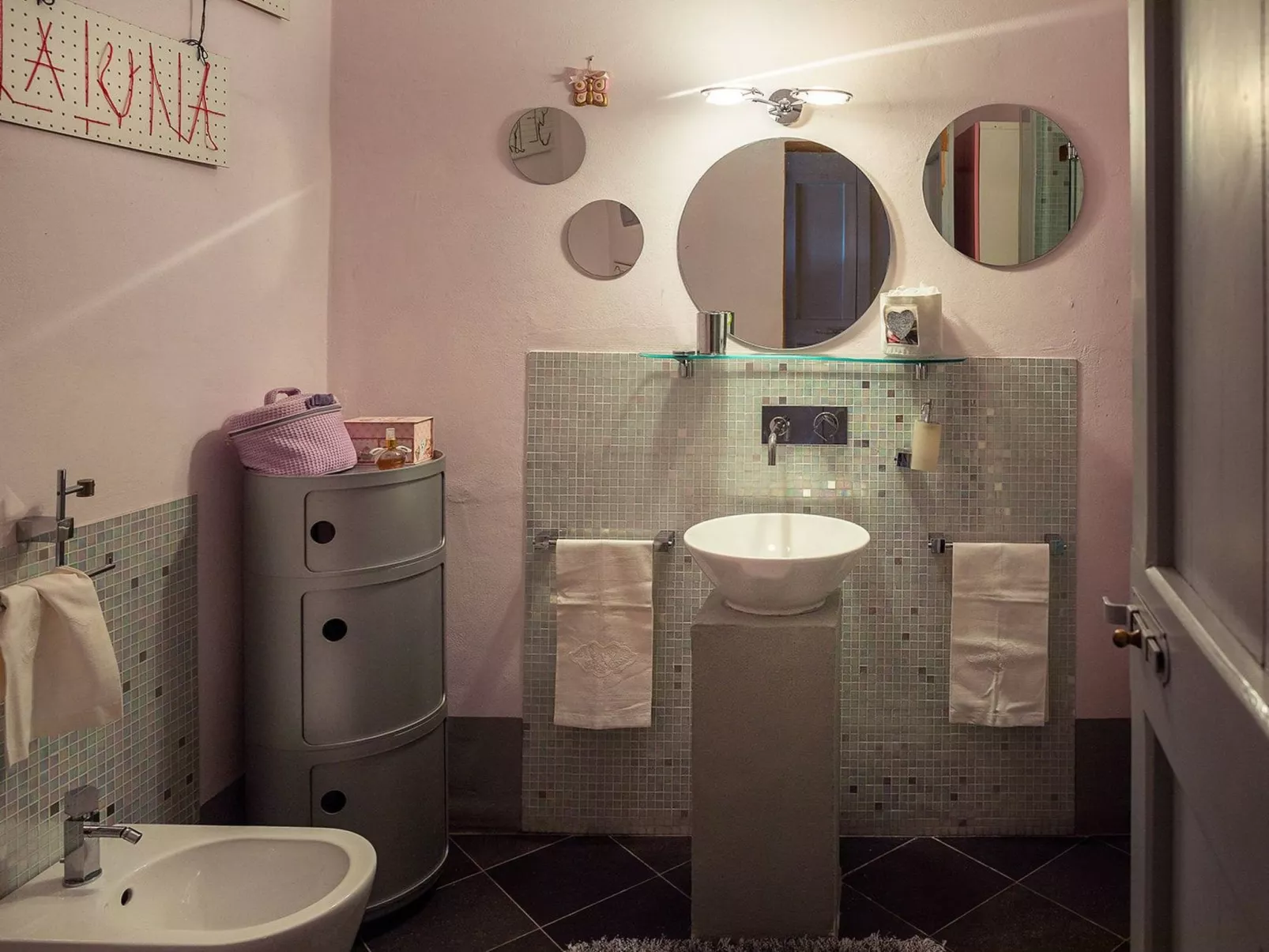 Villa 'Colle Sotto 11' mit eigenem Pool-Drinnen