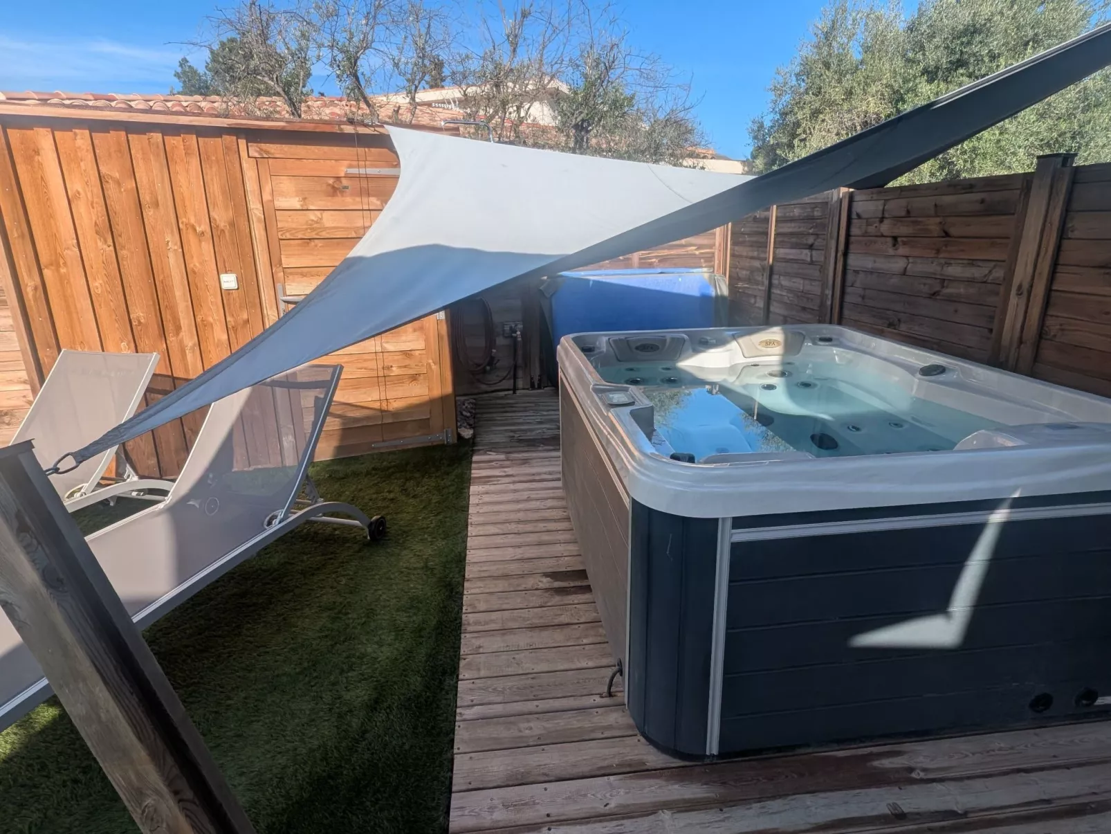 Luxuriöse Wohnung mit beheiztem Pool und private-Image-tags.info