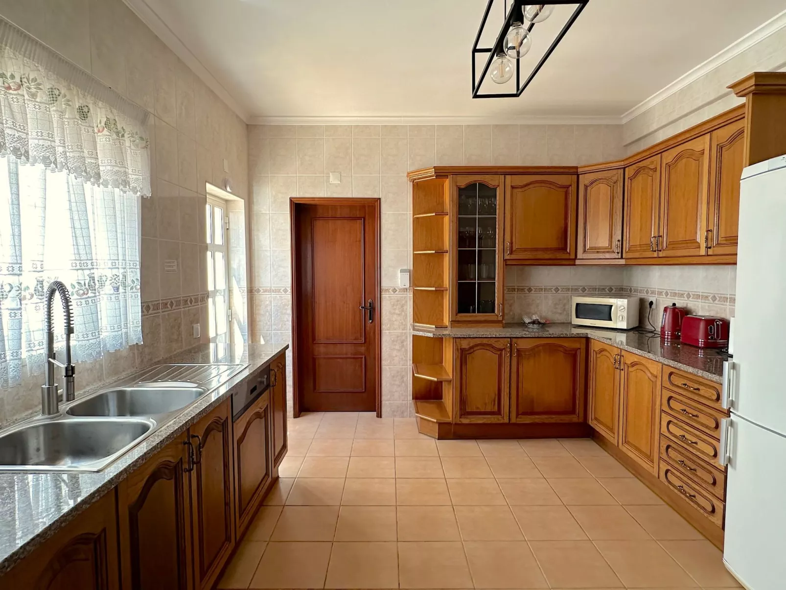 Anwesen mit eigenem Pool-Image-tags.info