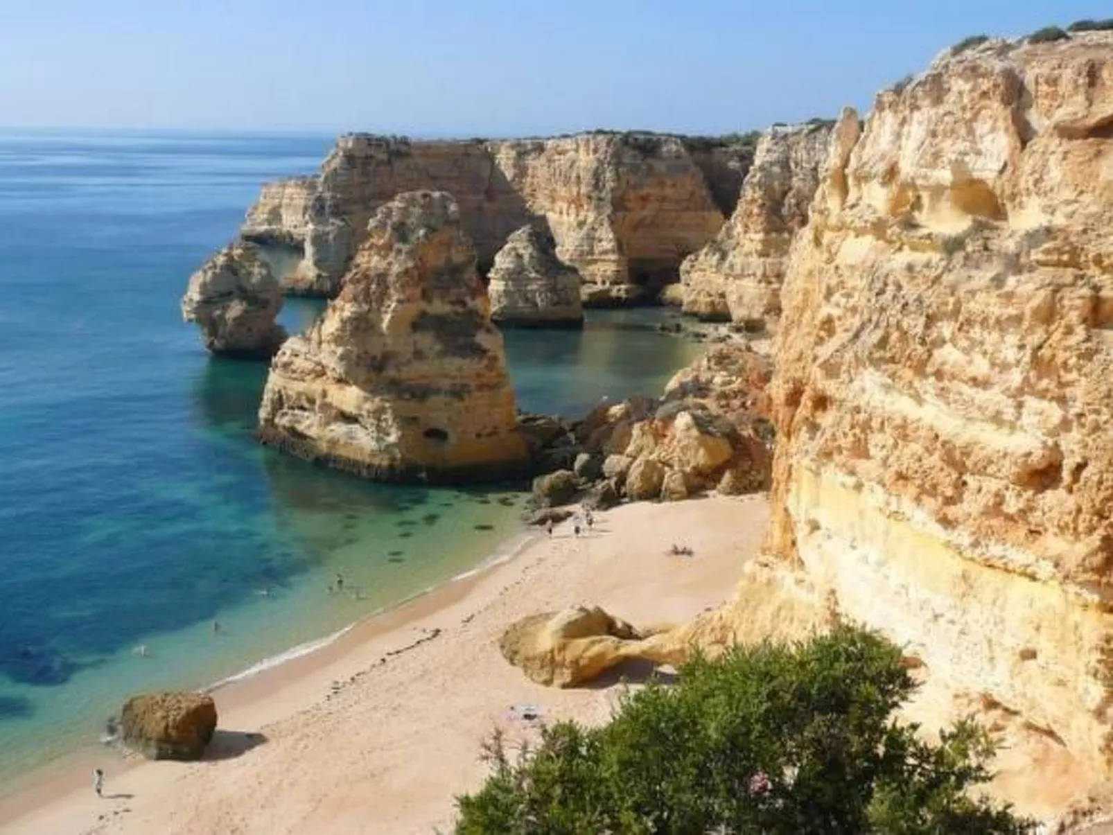 Nettes Ferienhaus in Altura mit Gepflegtem Garten-Outside