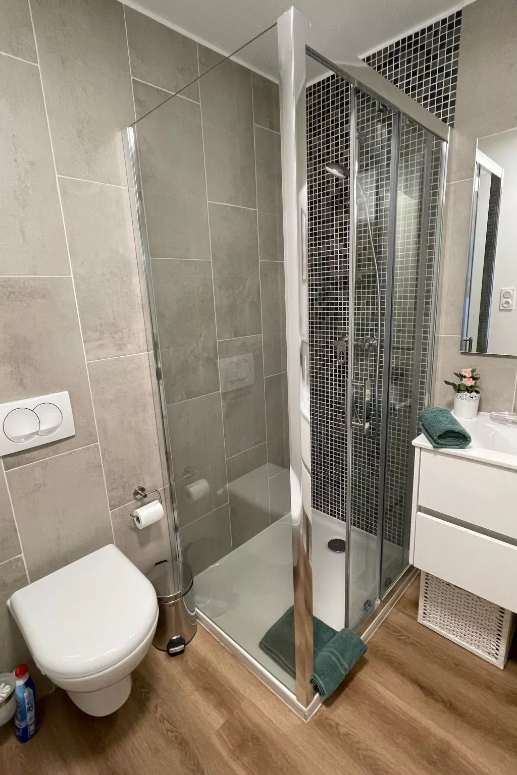 Palais Lucie Aurélie-Dedans