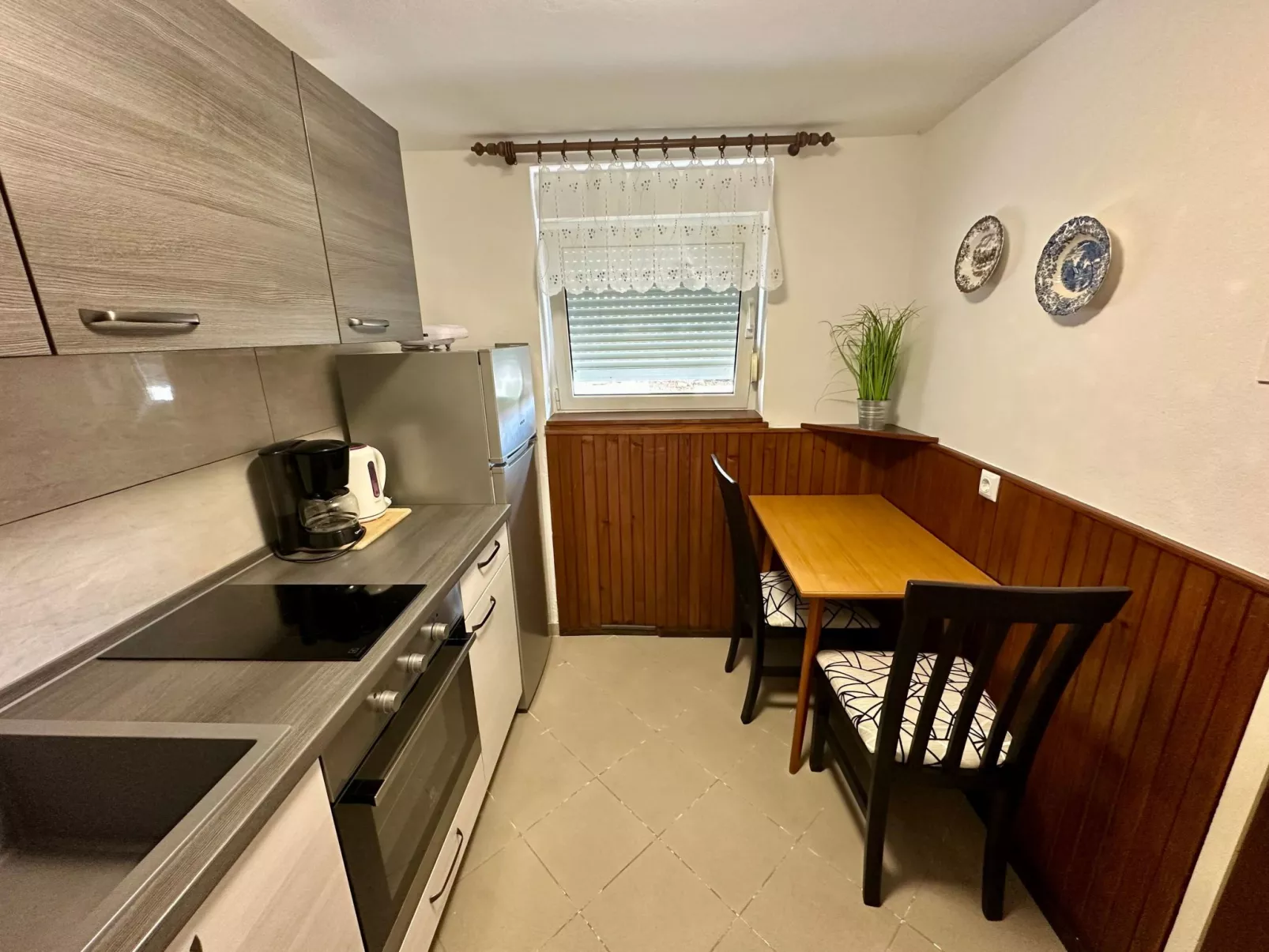 Apartment Car-Drinnen