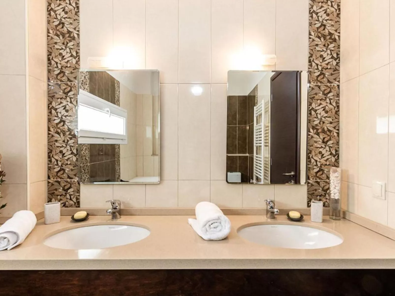 Gga Allbatros Villa-Inside