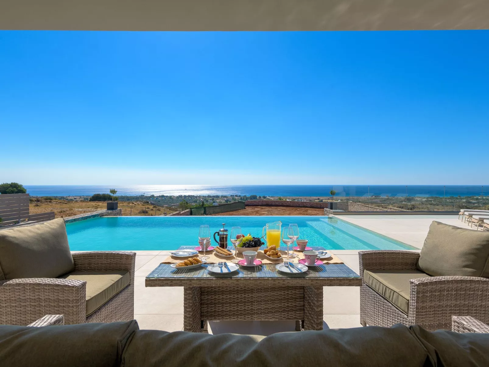 Wunderschöne Alav Pool Villa