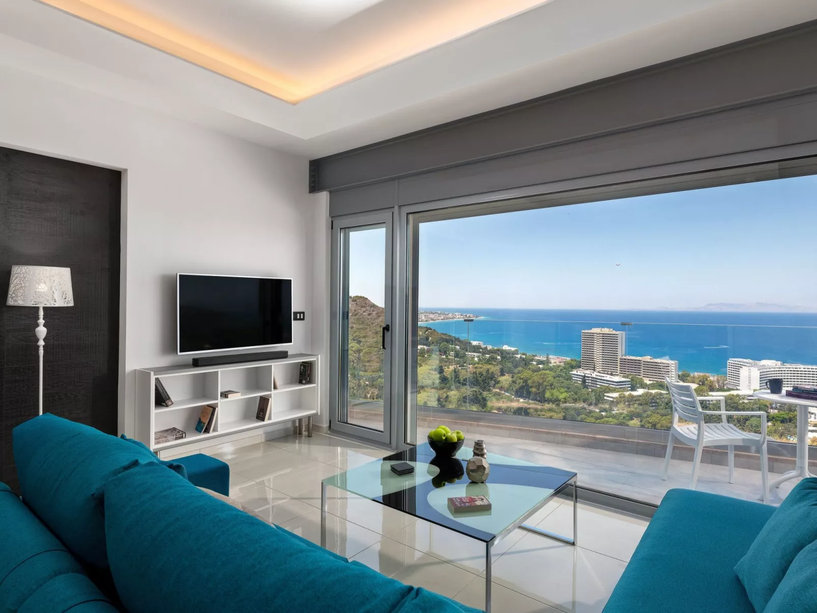 Rhodes Skyline Suites-Inside