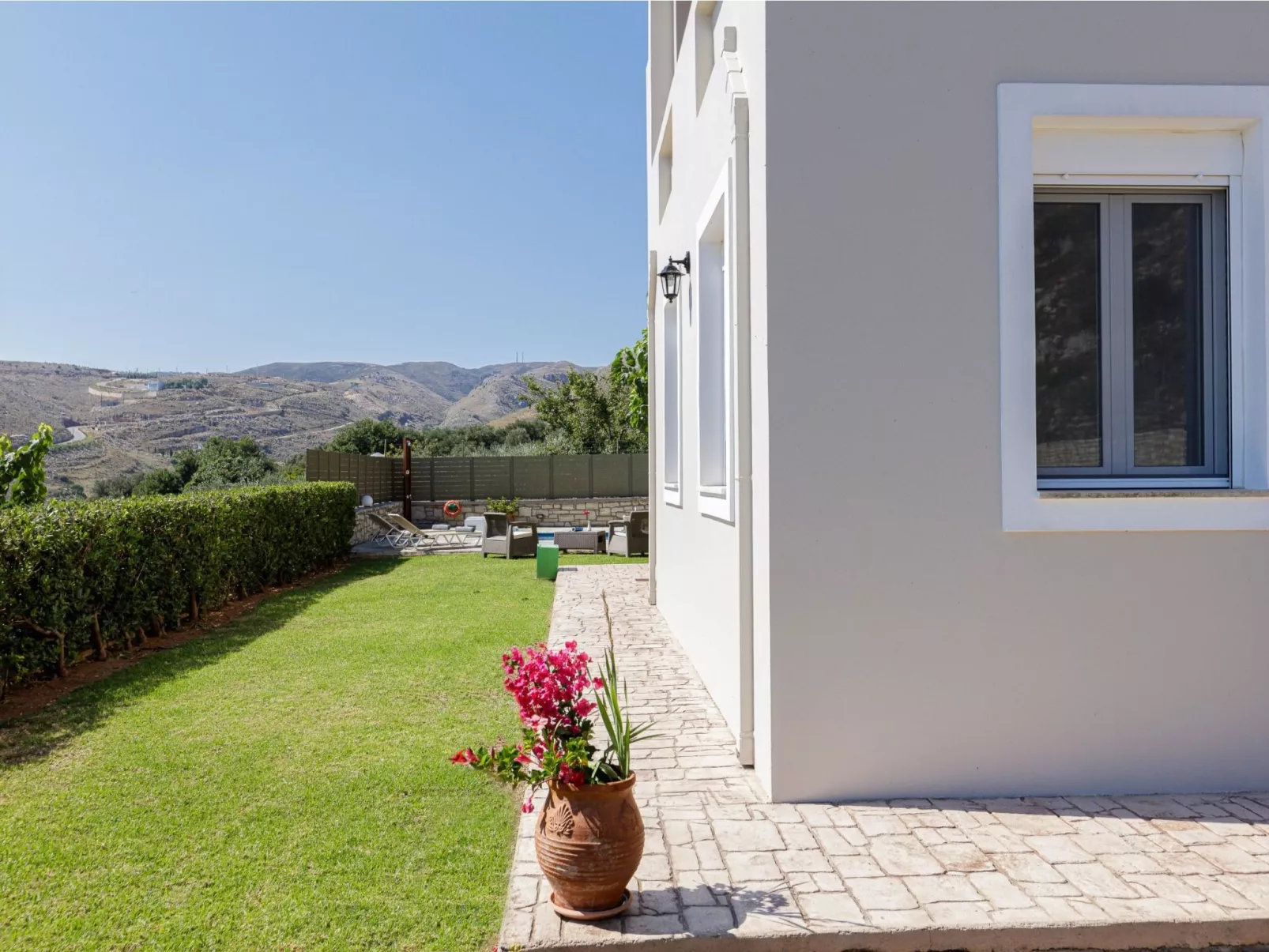 Ruhige Villa mit privatem Pool, BBQ und Kinderbereich-Image-tags.info