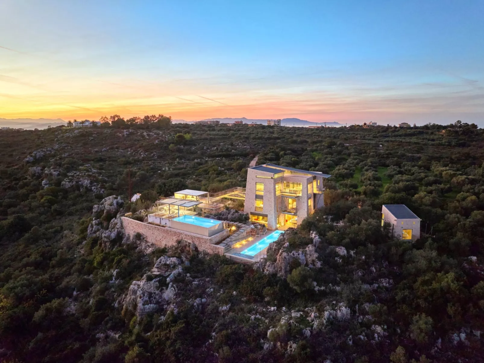 New Olives and Thyme, Meerblick mit 2 beheizten Pools-Image-tags.info