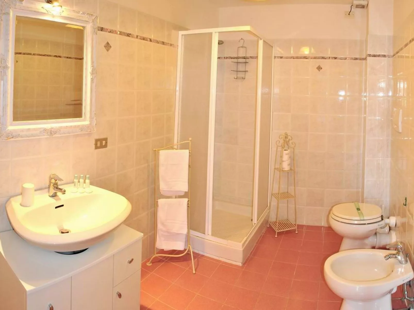 "Collelungo" mit Pool-Dedans