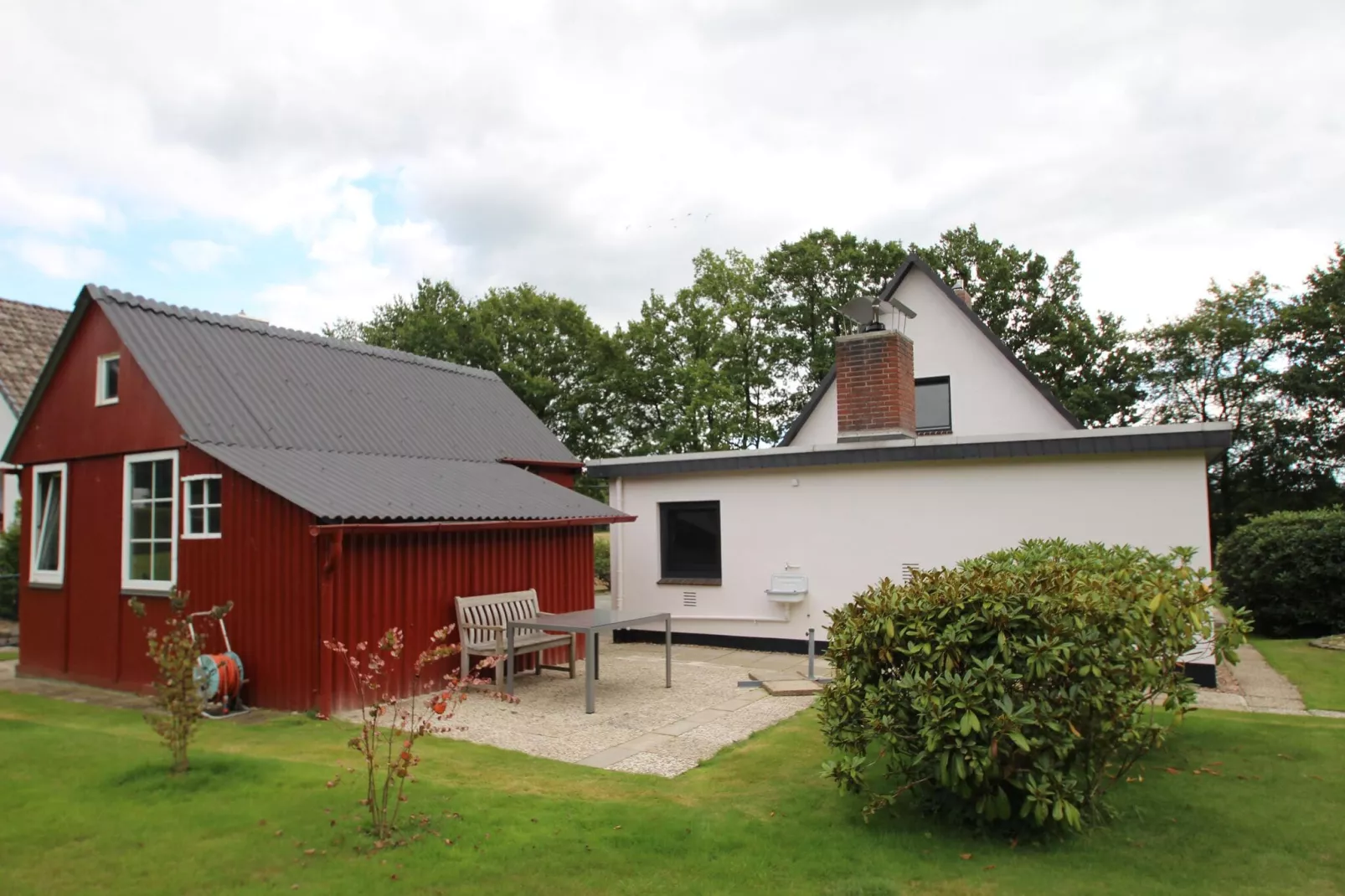 Ferienhaus Lukas in Lintig-Gardens summer