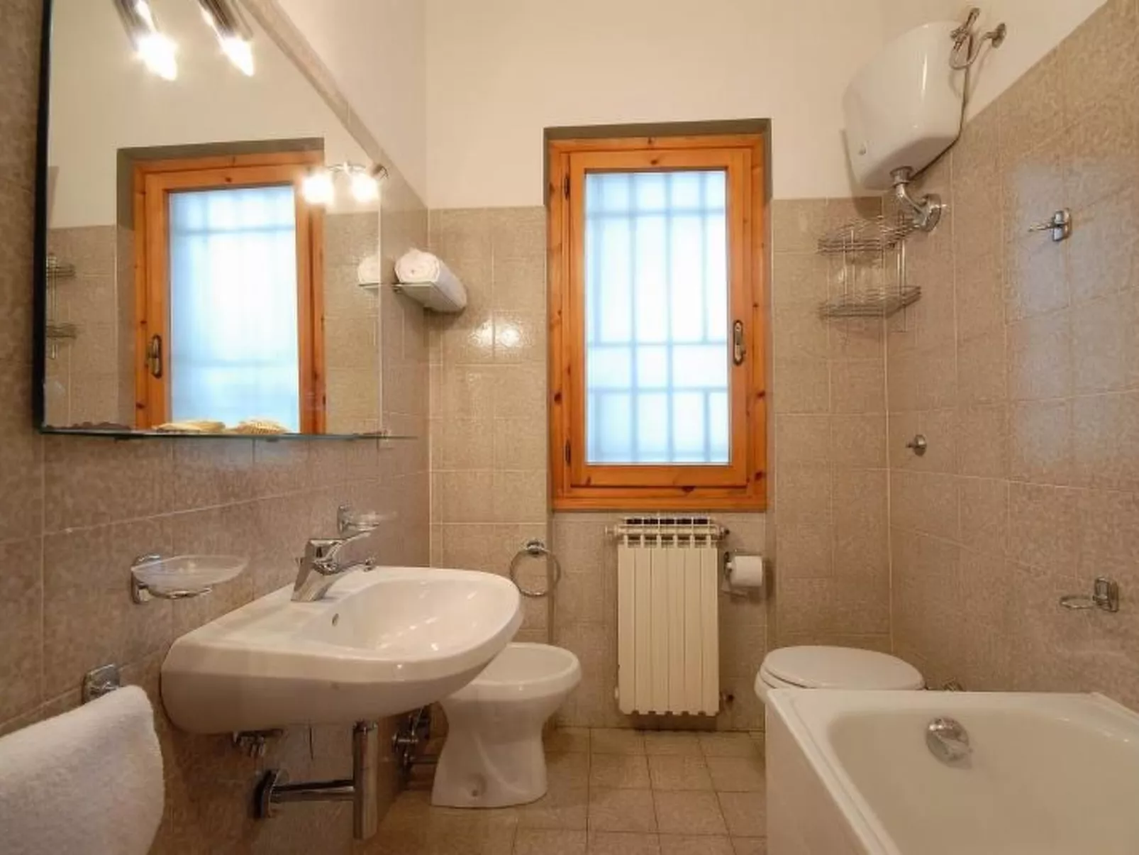 Wohnung Duchessina mit Garten und Pool-Inside