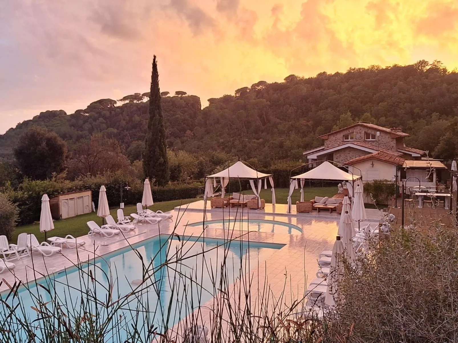 ZWISCHEN DEM LAND UND DEM MEER-Inside