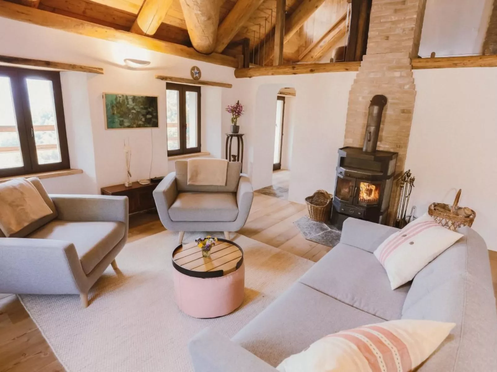 Genießen Sie das 'Attico Adula' in Cà Nizza-Inside