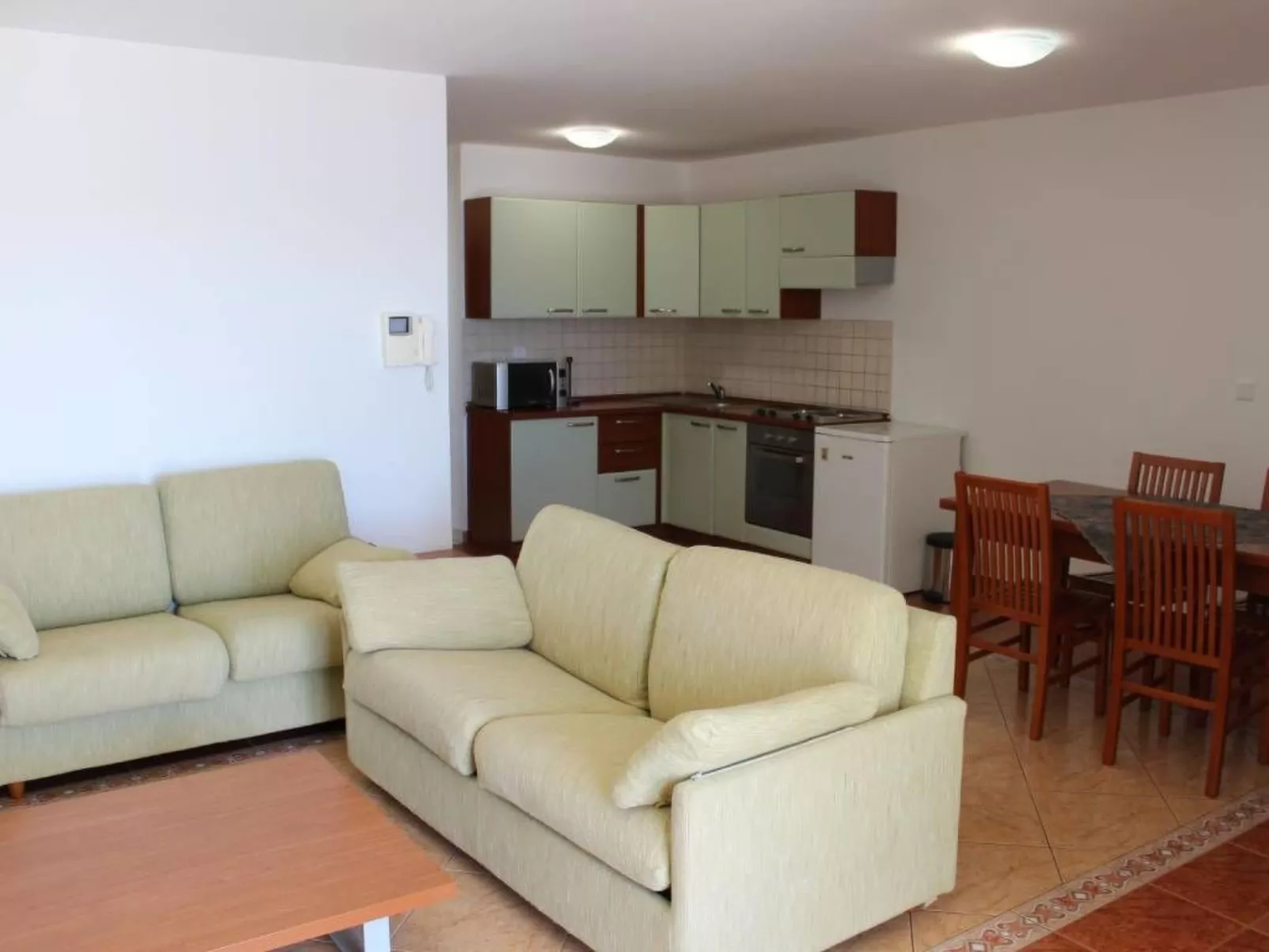 "Milan" direkt am Strand-Image-tags.info