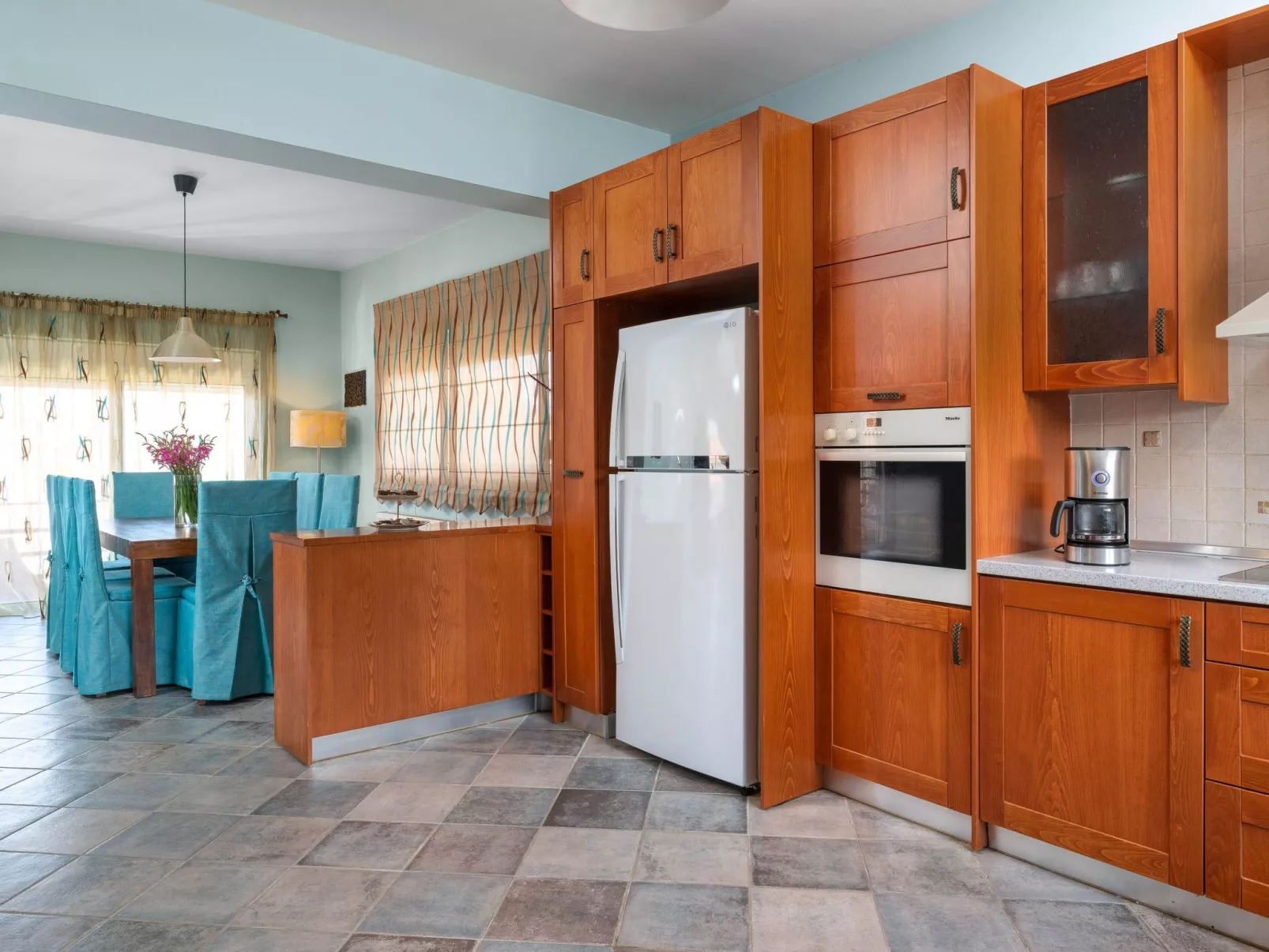 Gemütliche Villa Zenia in Damatria-Image-tags.info