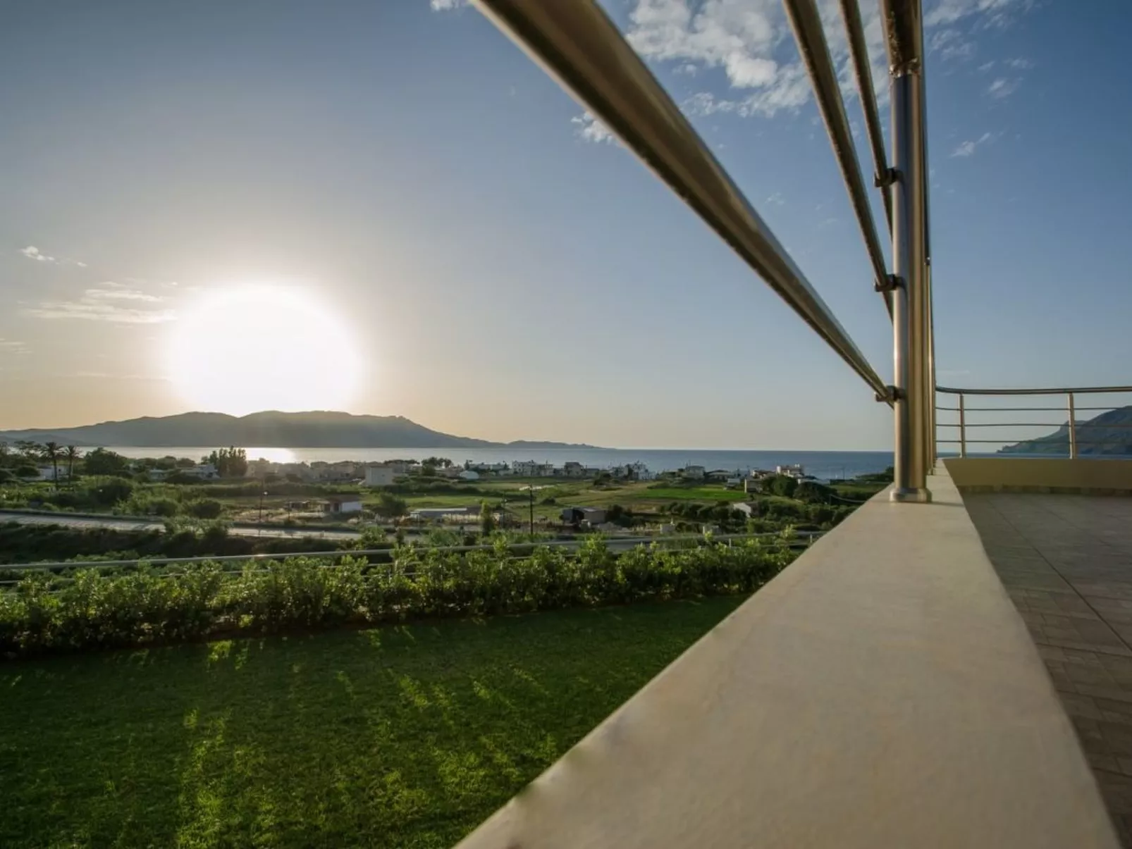 Villa Levantes - Ferienhaus in Mithimna mit Pool-Outside