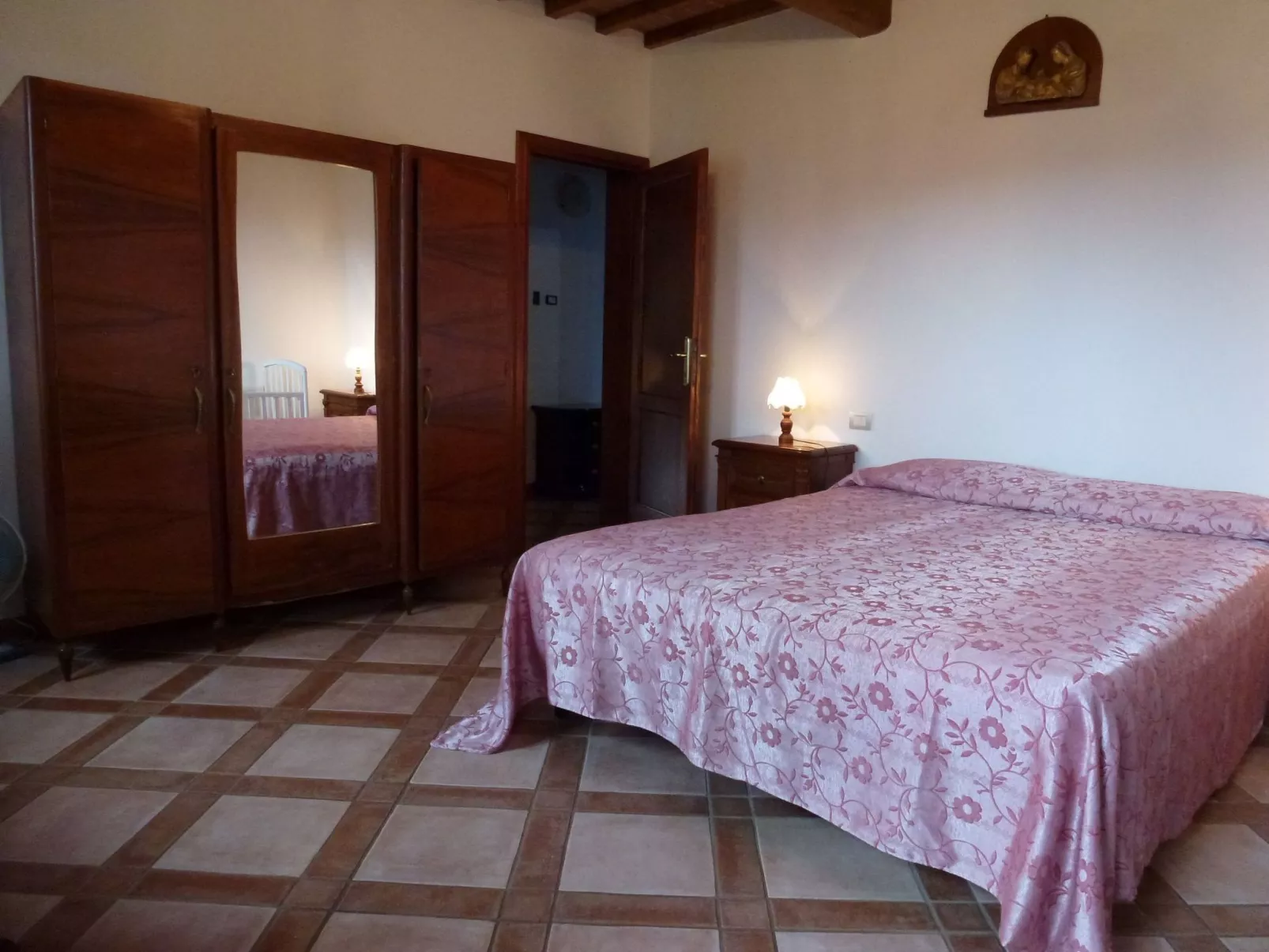 Rustico mit schönem Garten.-Inside