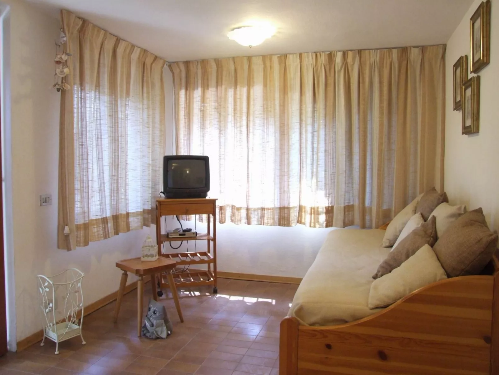 'Camelia' mit Terrasse-Inside