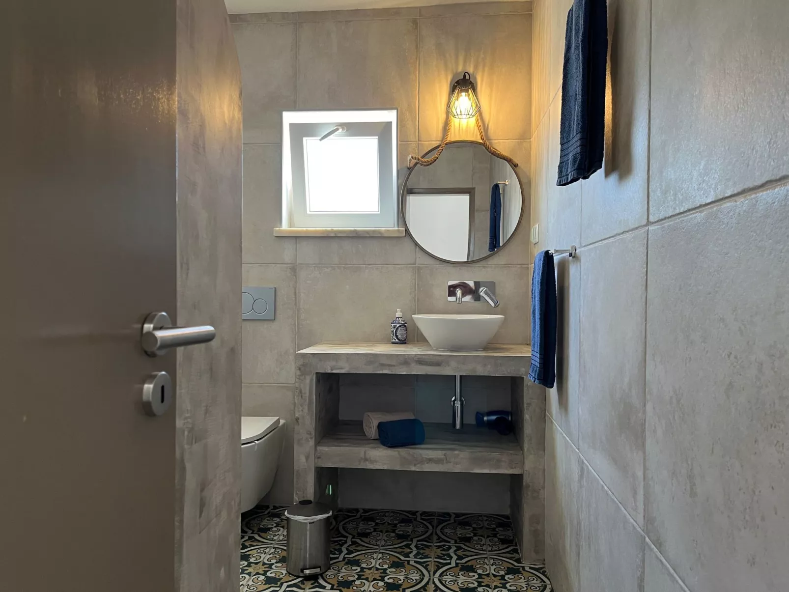 Charmantes Ferienhaus mit schöner Aussicht, 2 Schlafzimmer-Image-tags.info