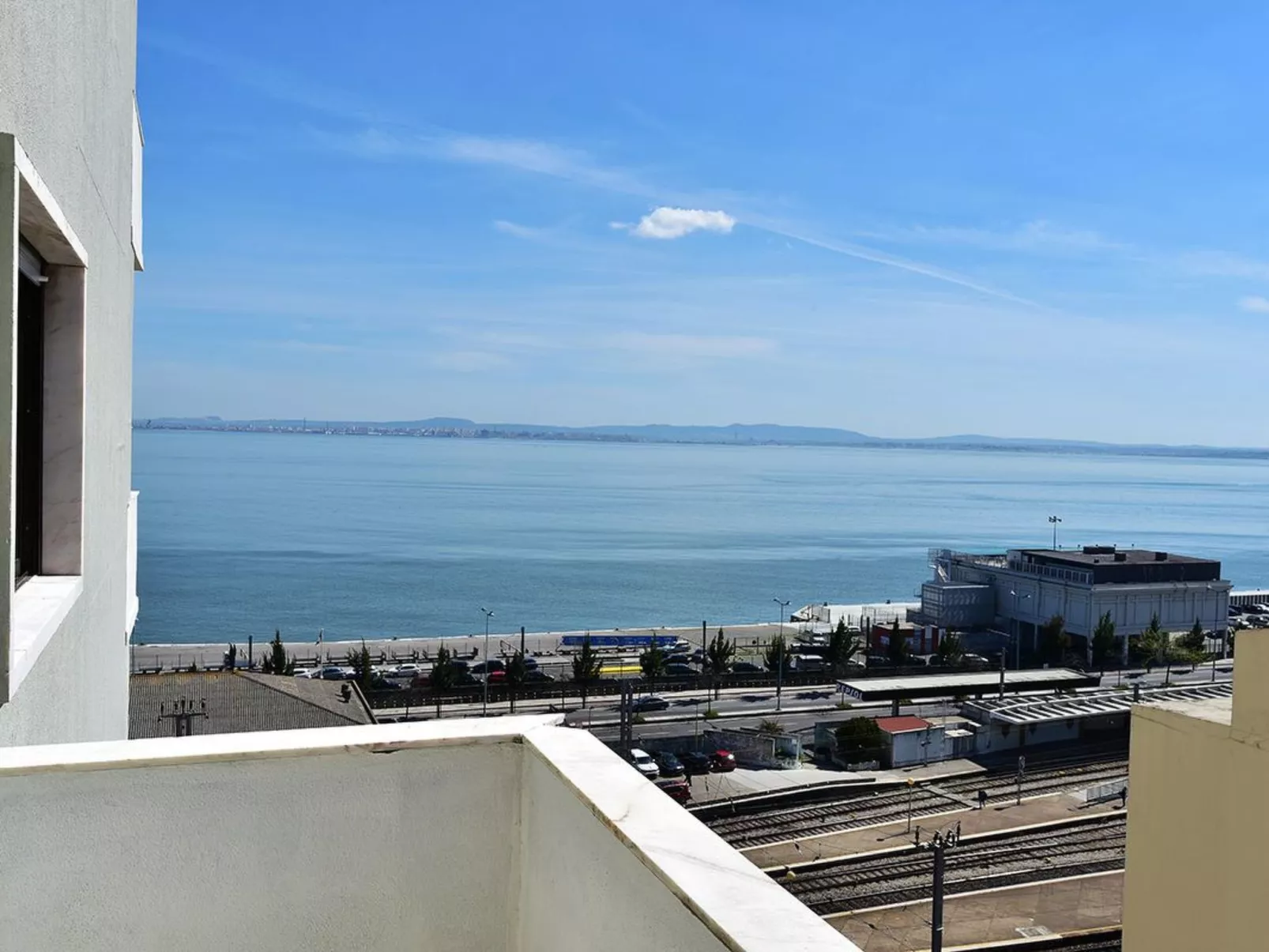 "Apolonia" mit Waschmaschine-Image-tags.info