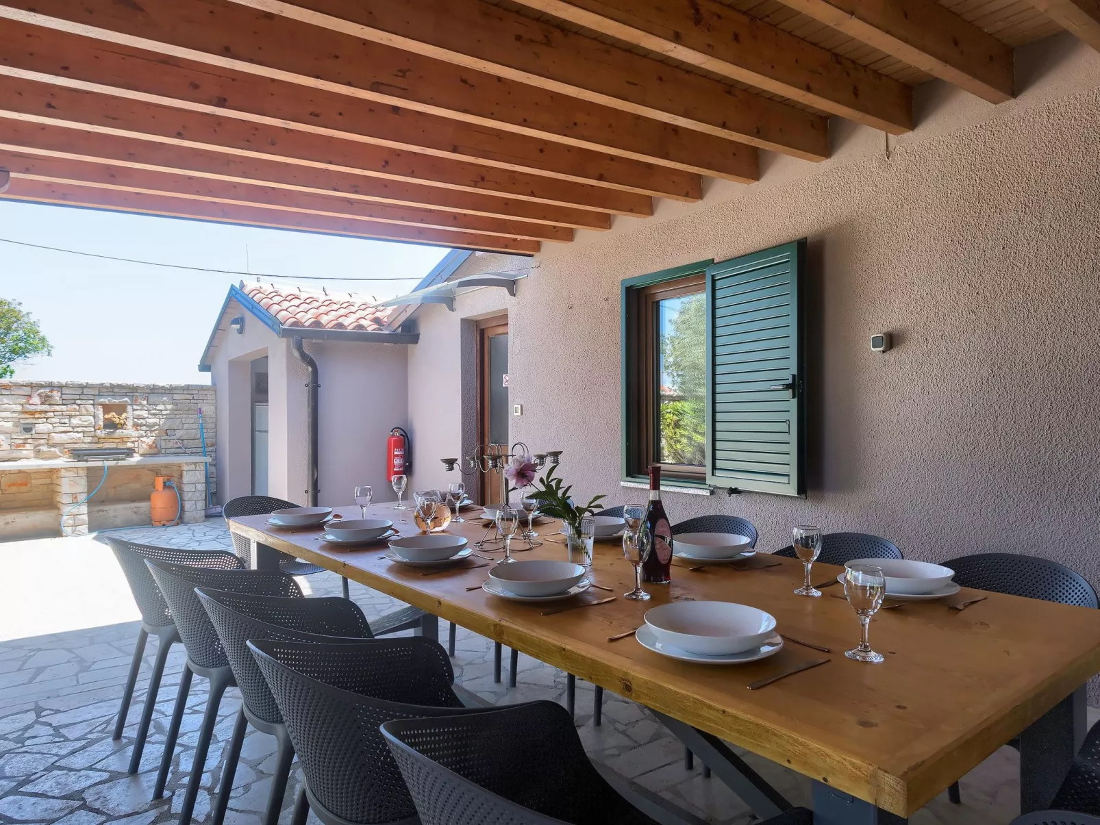 Villa Valbandon-Outside