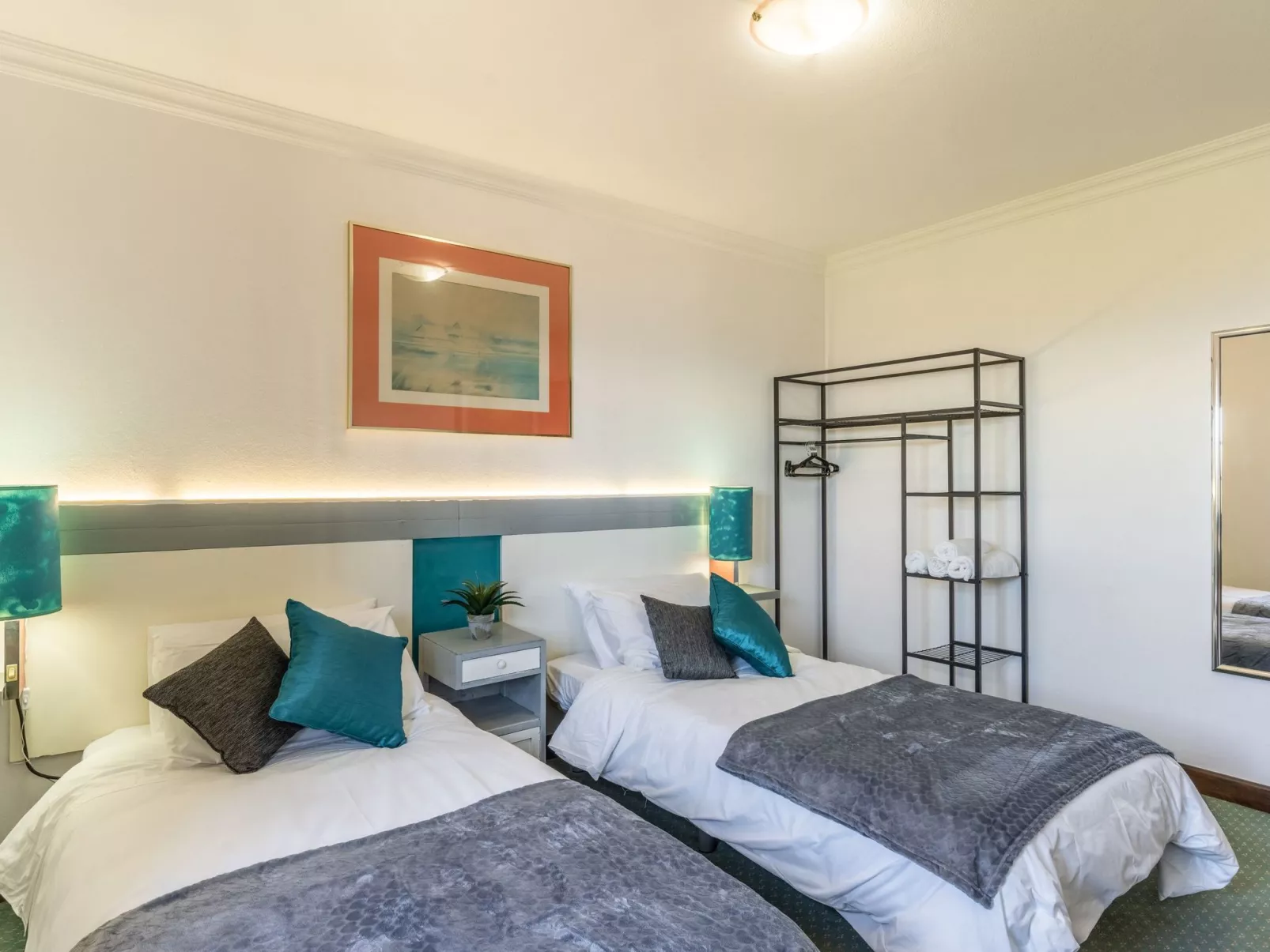 Dorf Sonnenuntergang-Dedans