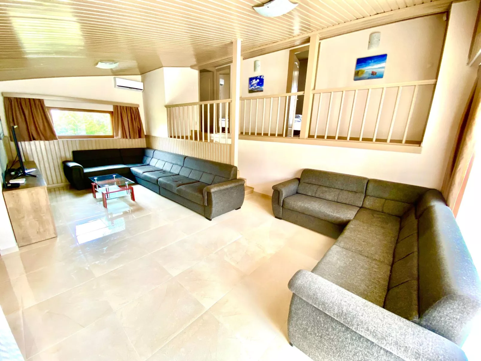 Großes Ferienhaus in Siófok mit Privatem Pool-Image-tags.info