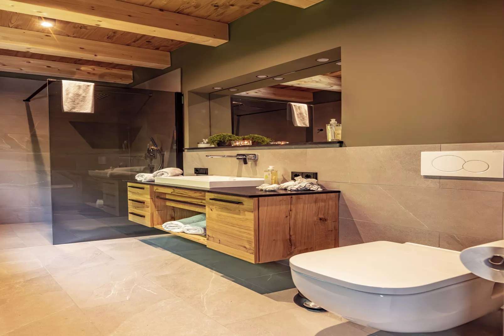 Chalet mit Sauna-Bathroom