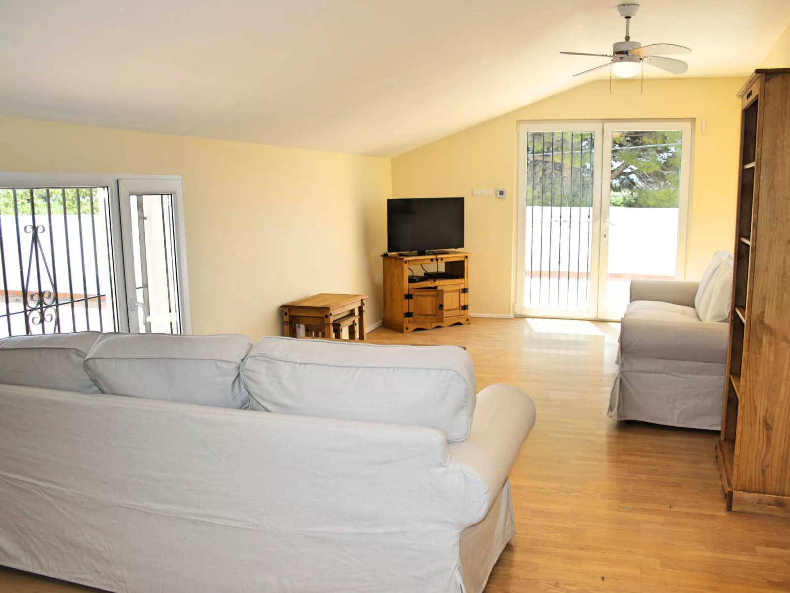 Schönes Haus in Villena mit fabelhaftem Pool-Inside