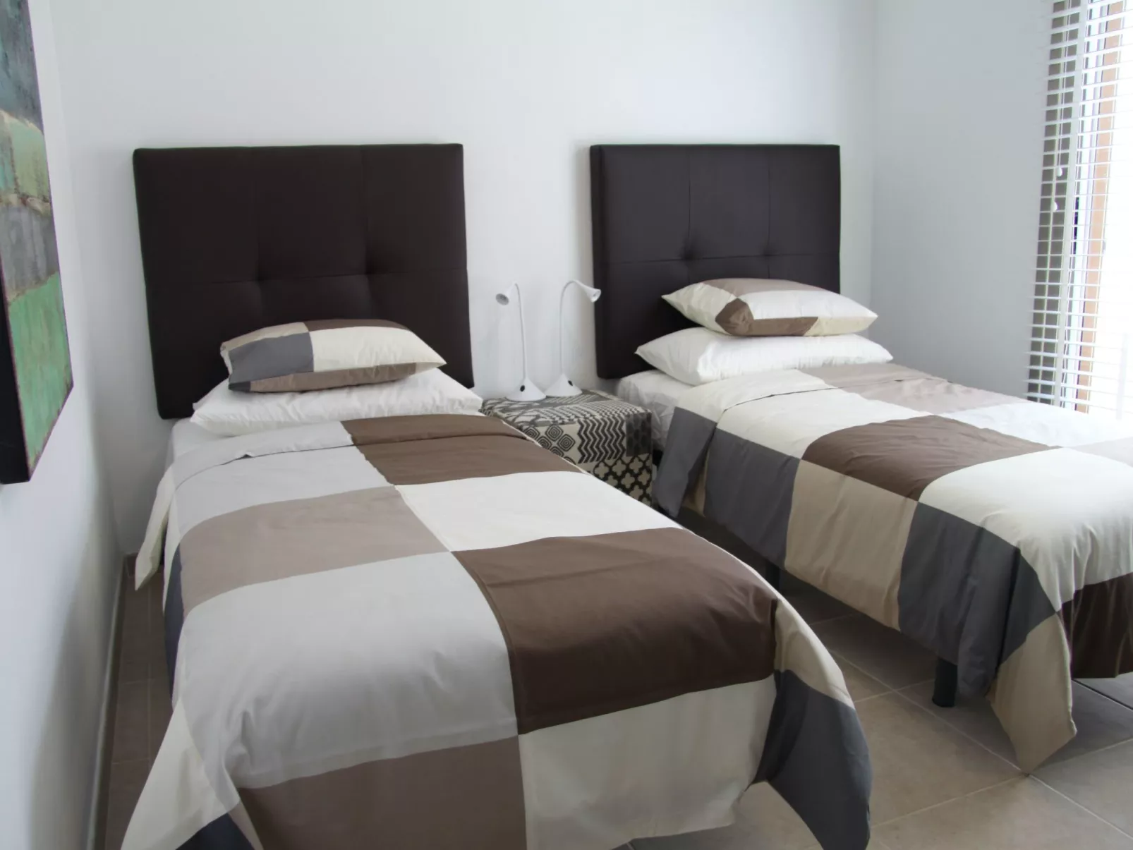 Mit Pool für 2 Personen und 4 Kinder-Inside