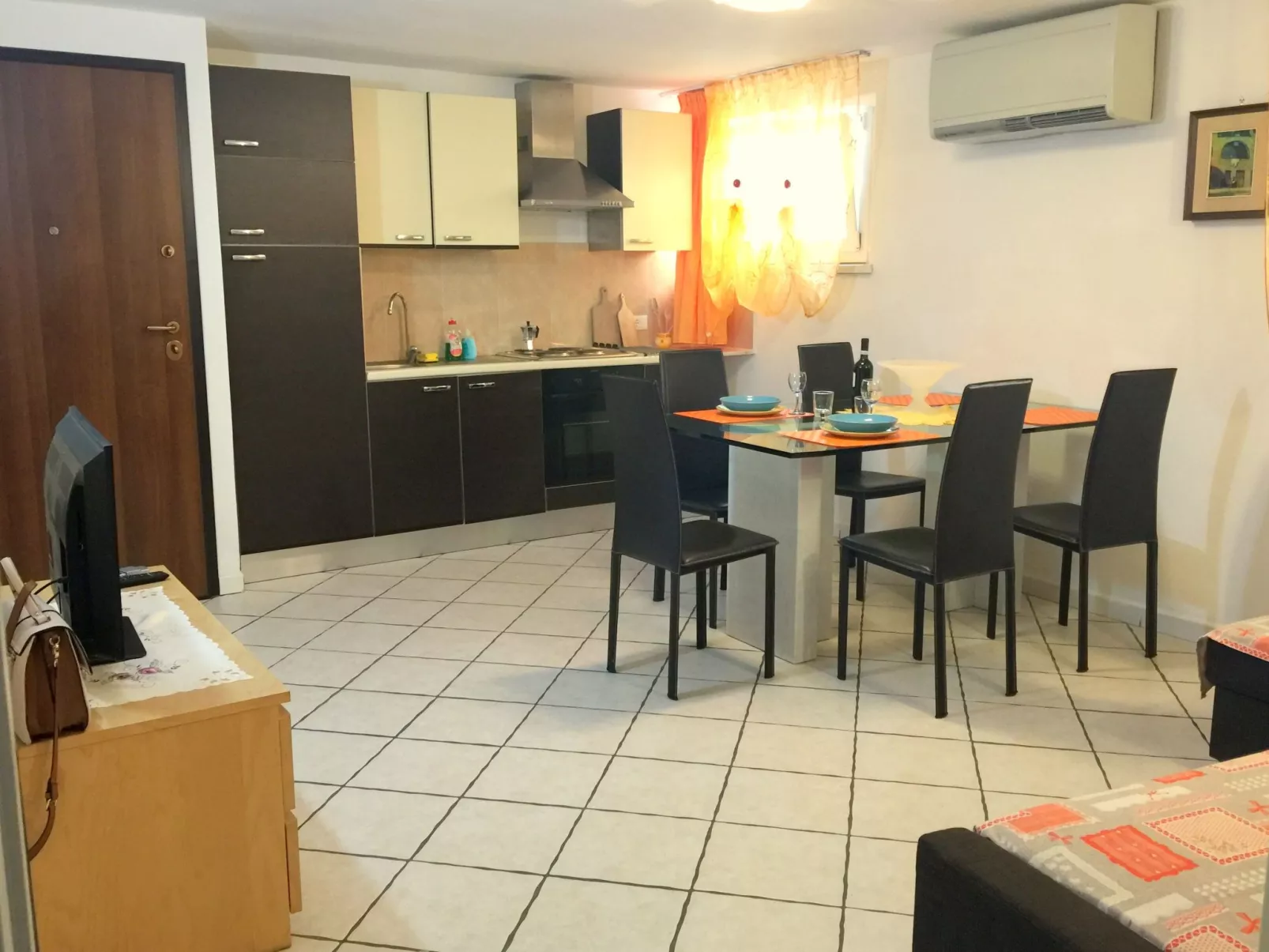 Große Ferienwohnung in Piombino-Drinnen